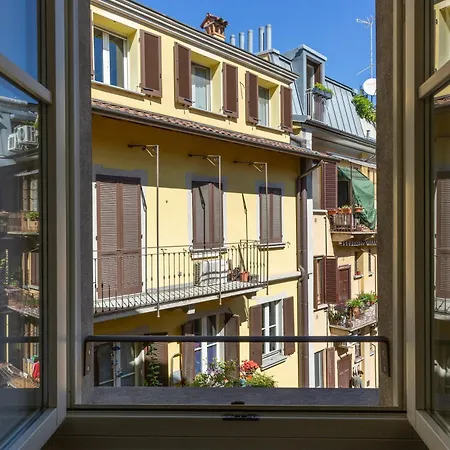 Urban Retreat - Isola District Daire