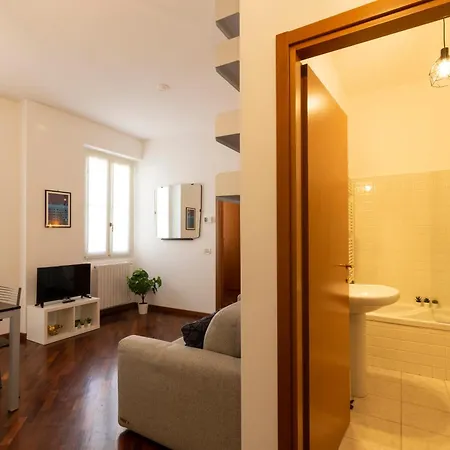 Apartment Urban Retreat - Isola District