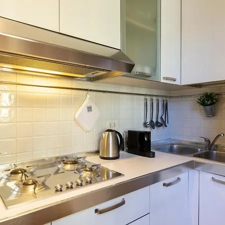 Appartement Urban Retreat - Isola District Milaan
