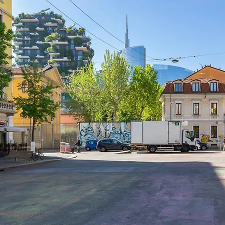Urban Retreat - Isola District * Milan
