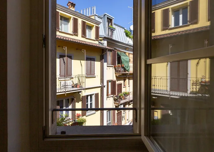 Urban Retreat - Isola District Lejlighed